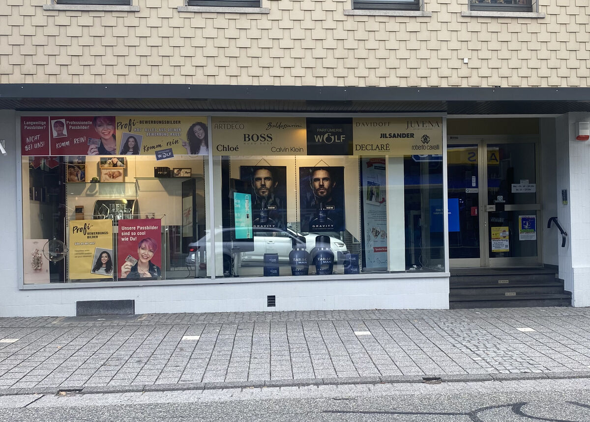 Parf&uuml;merie Kosmetik &amp; Fotostudio Wolf